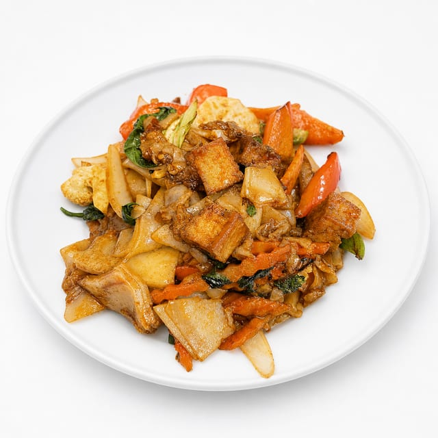 Pad Kee Mao (Drunken Noodle).